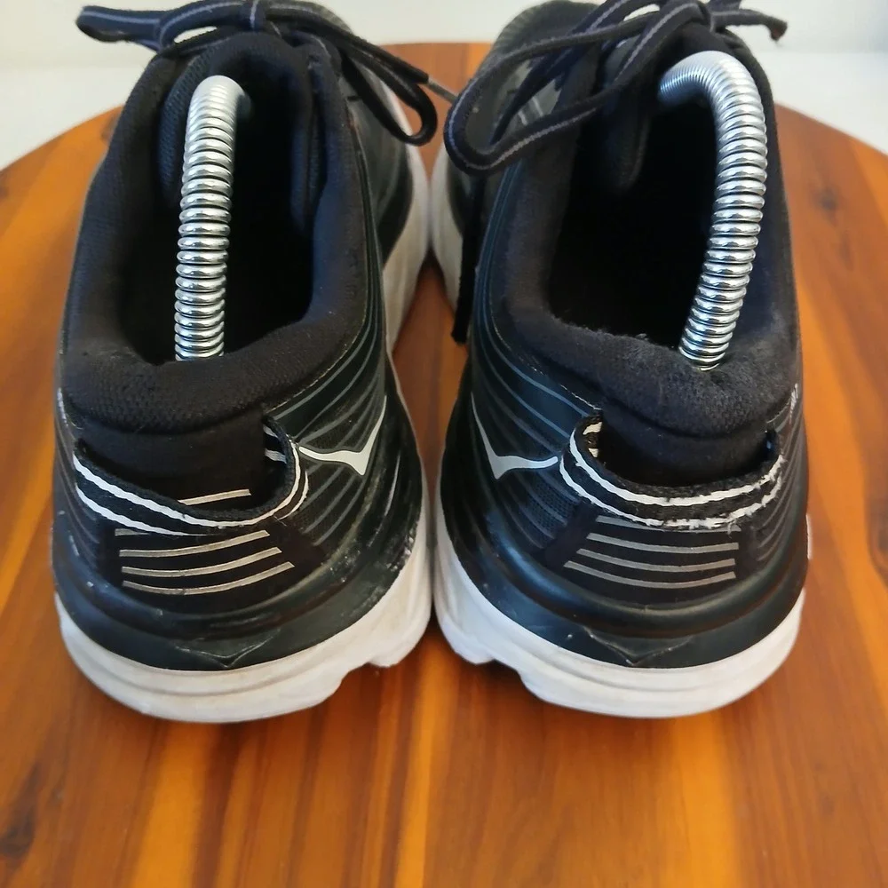 Hoka One One Bondi 7 Womens 9.5 Black White Running Shoes Sneakers 1110519 BWHT